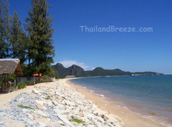 Klongwahn is a fishing village in the south of Thailand featuring a beautiful beach.